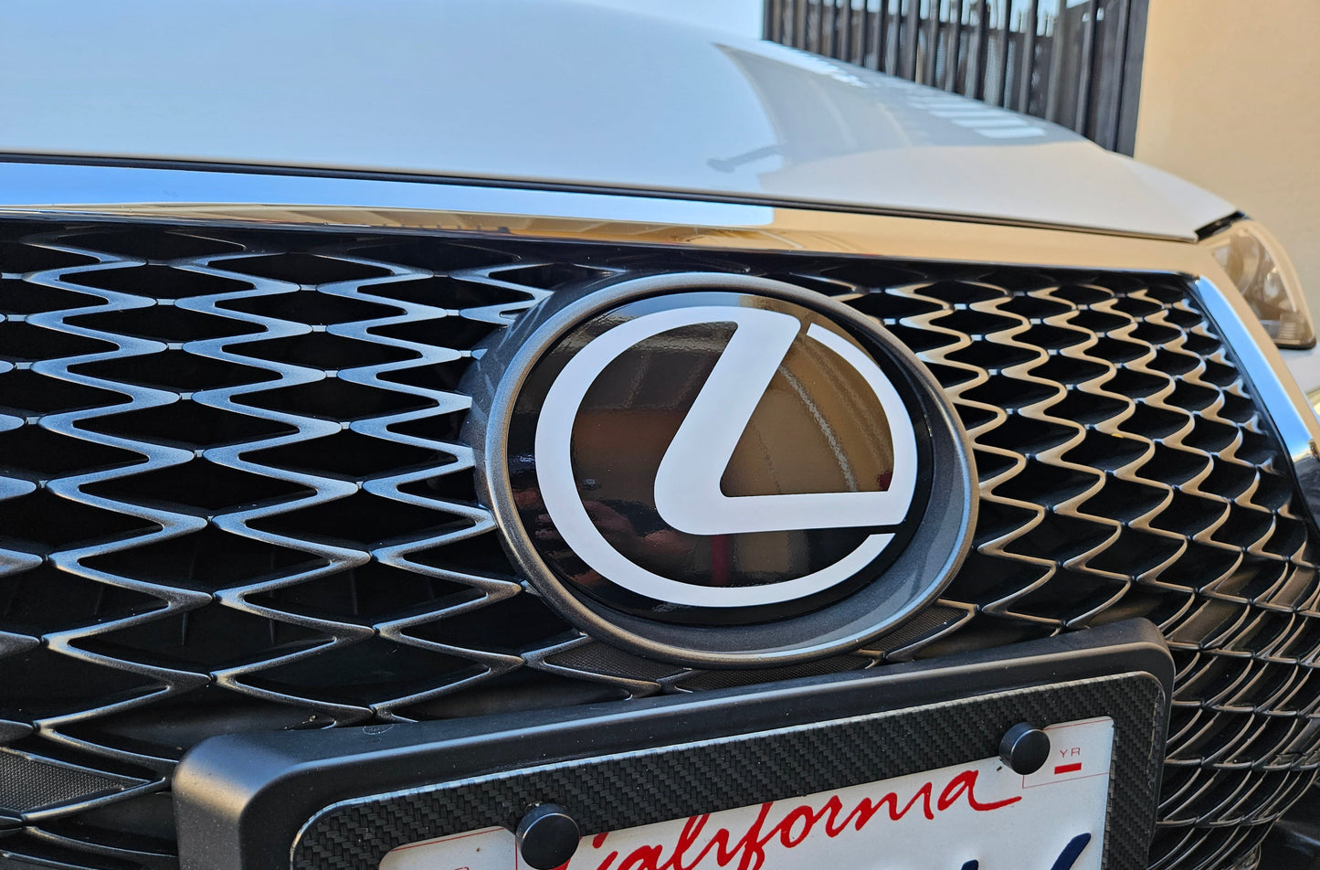 2015-2018 RC Lexus Emblem Front Vinyl Overlay
