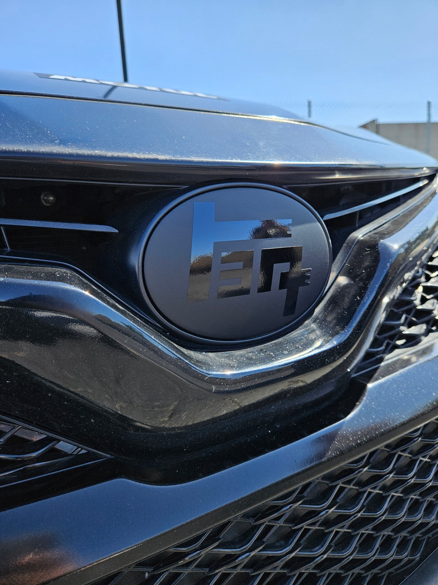 2018-2024 Toyota Camry Stealth Front Emblem Vinyl Overlay