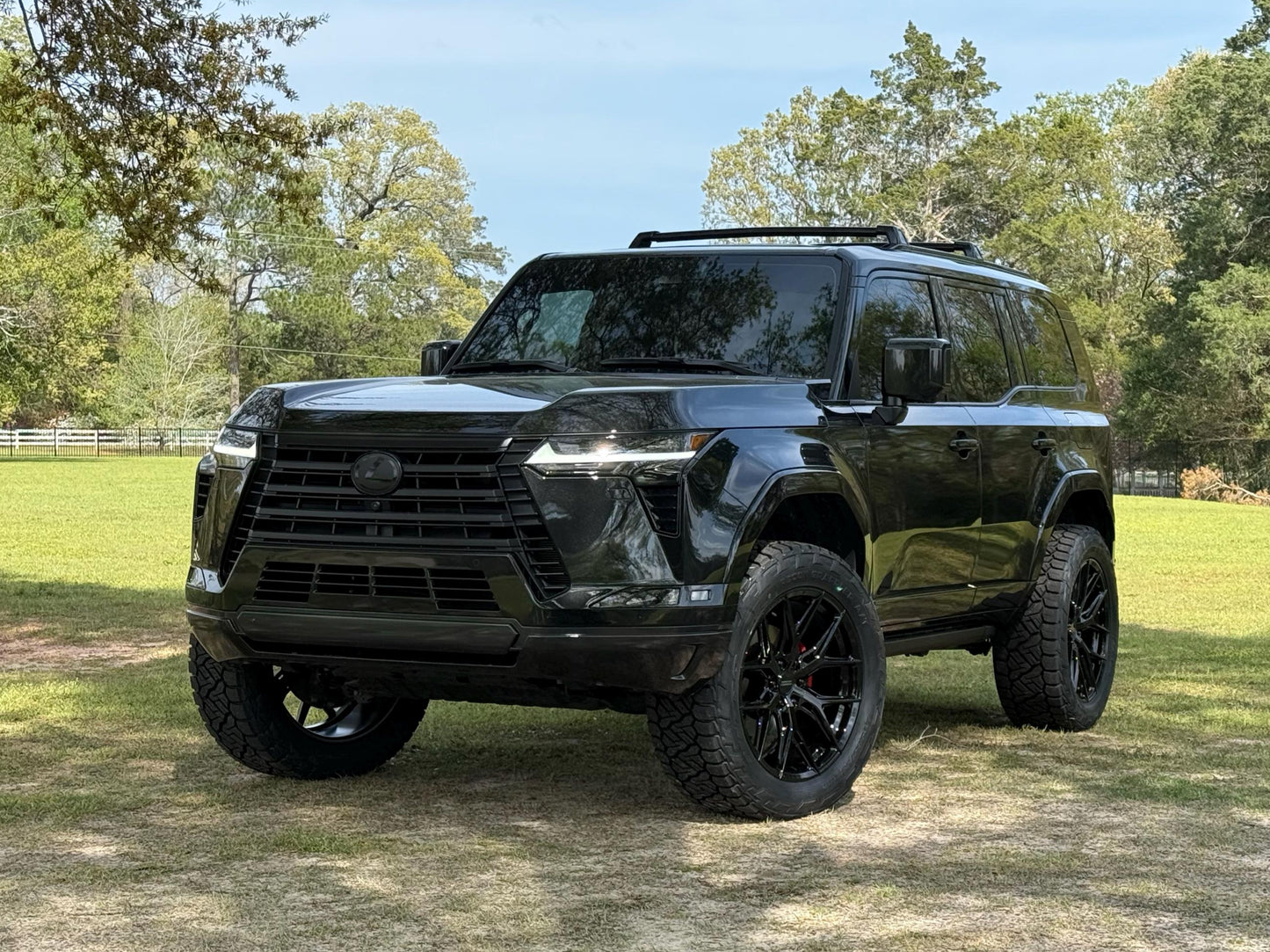 2024+ Lexus GX550 Stealth Front Vinyl Emblem Overlay