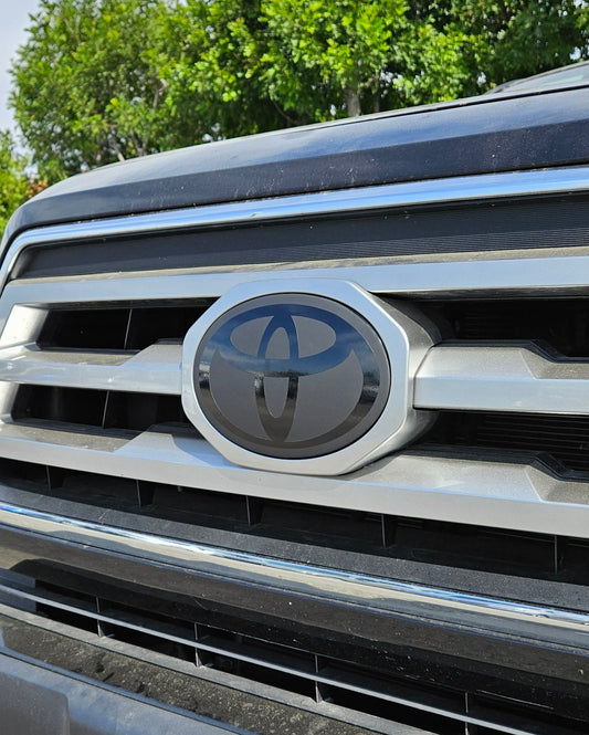 2018 - 2023 Toyota Tacoma Emblem Stealth Front Vinyl Overlay