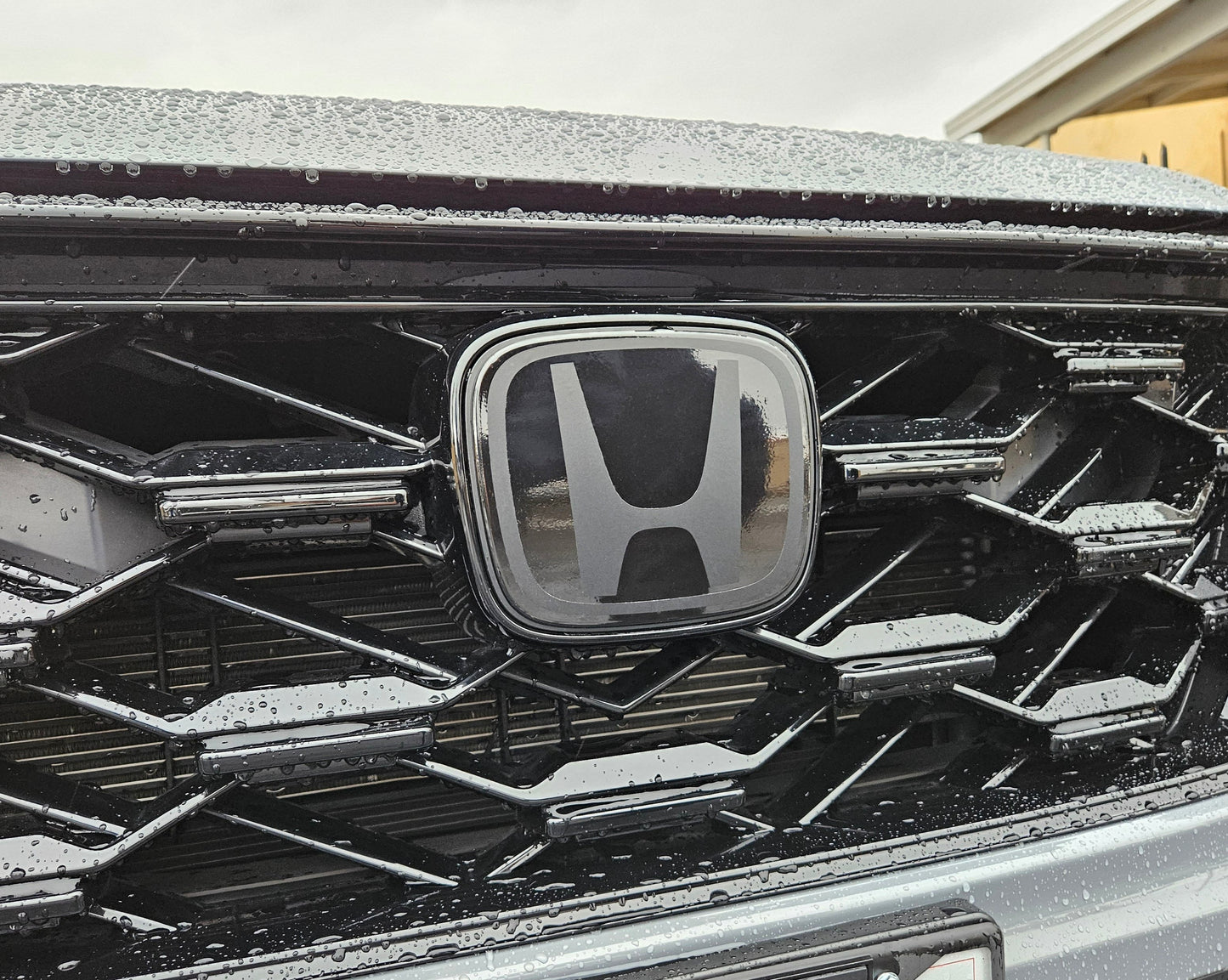 2023+ Honda CRV Stealth Front Emblem Overlay Vinyl Decal